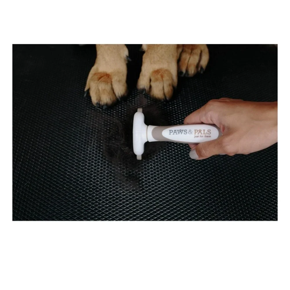 NWOT Paws & Pals pet hairbrush/grooming comb